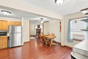  Photo 47