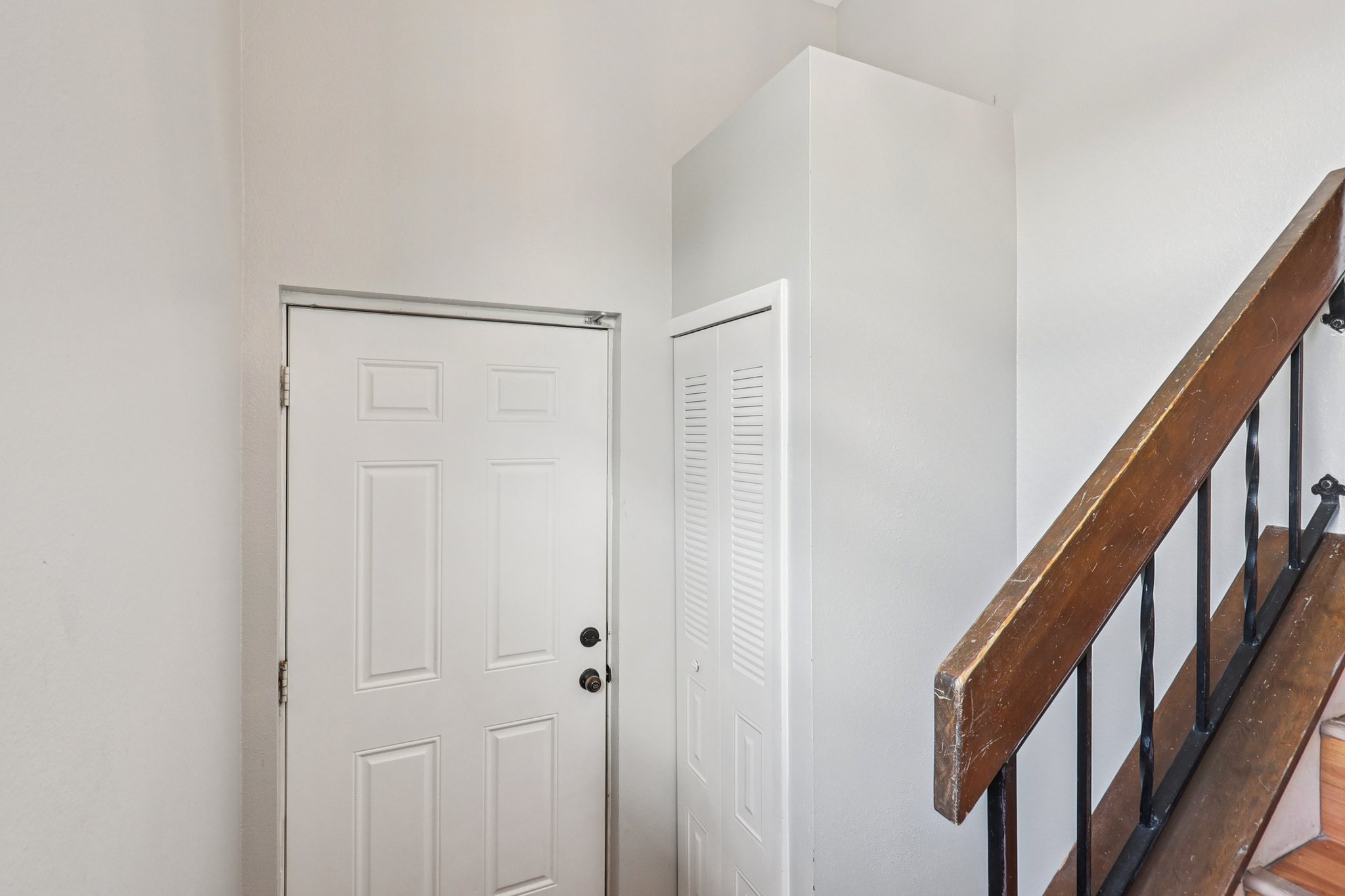 S Semoran Blvd apt 2-1406-006.jpg