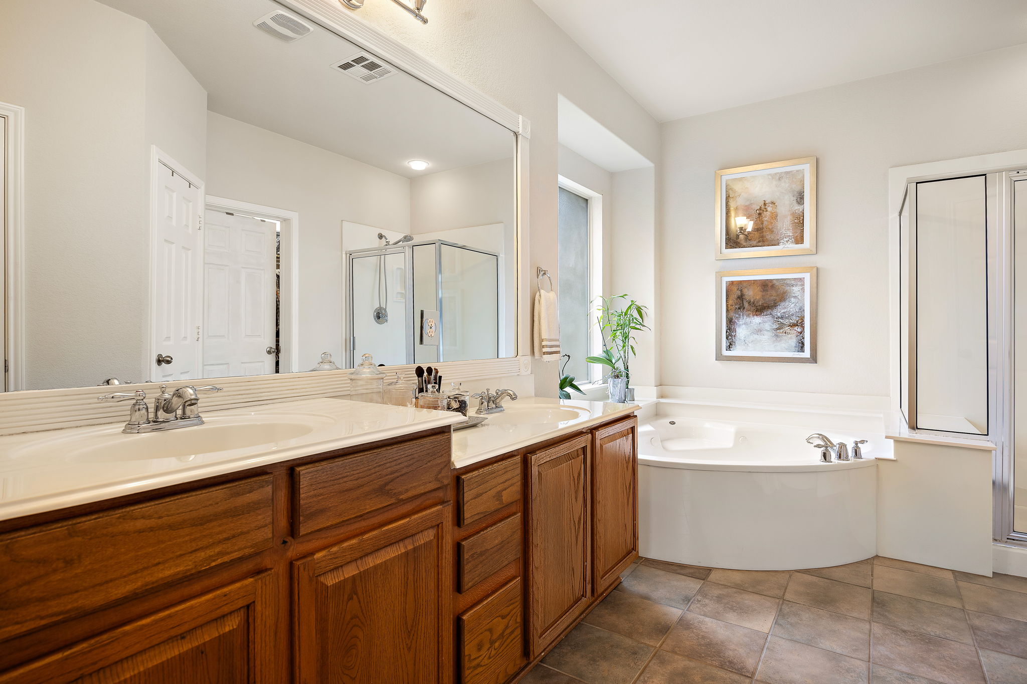 Primary Ensuite bath