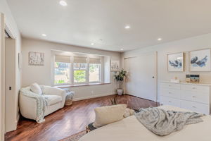 044_3119 Oak Knoll