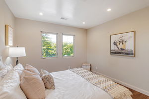 052_3119 Oak Knoll