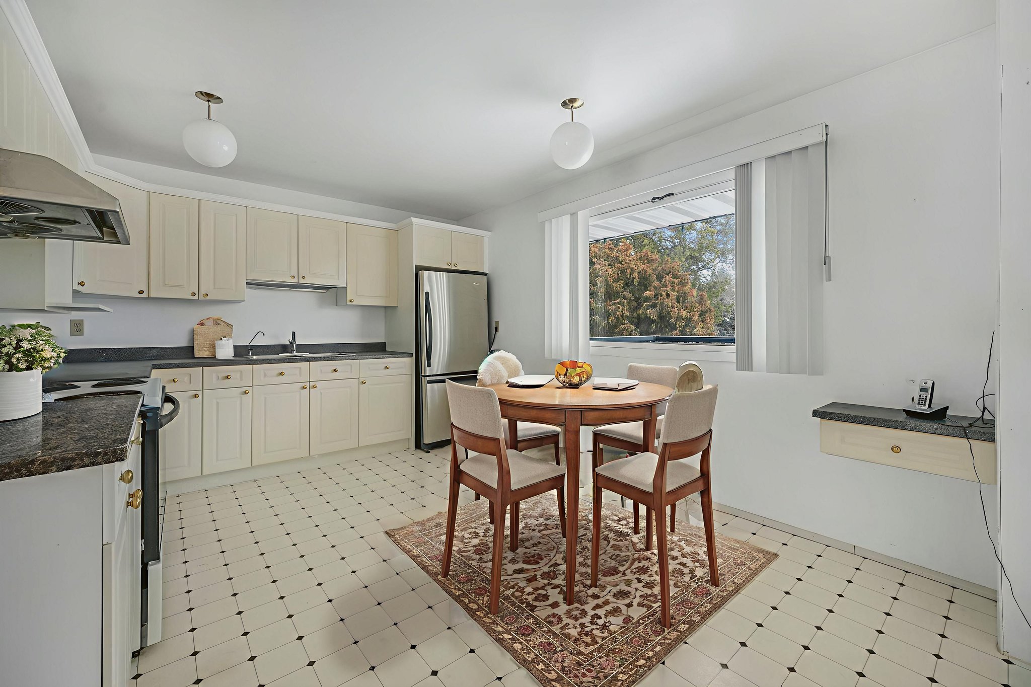 VX- Interior Image - (23) virtually staged.jpeg