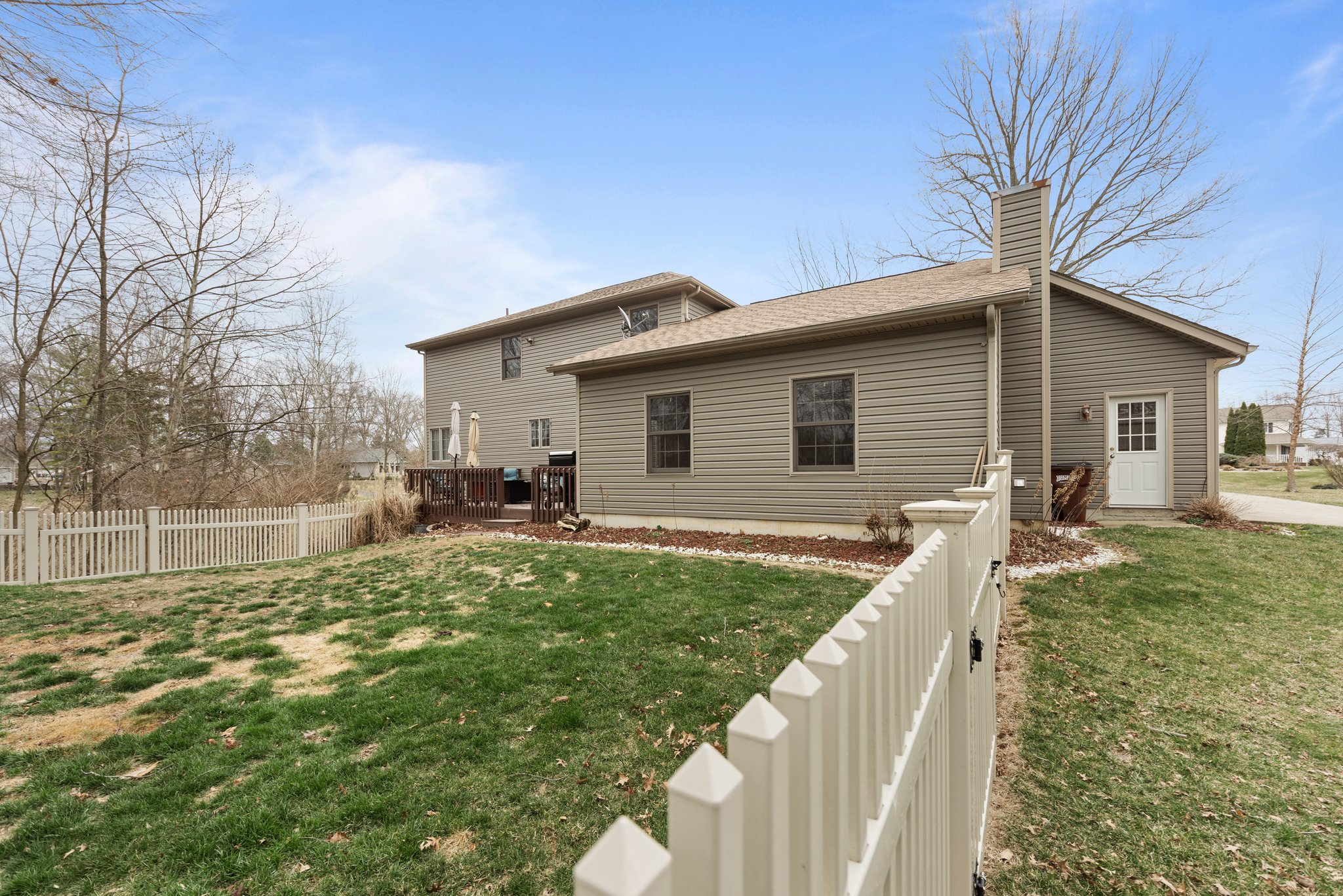 312 Beacon Hill Dr, Mount Orab, OH 45154