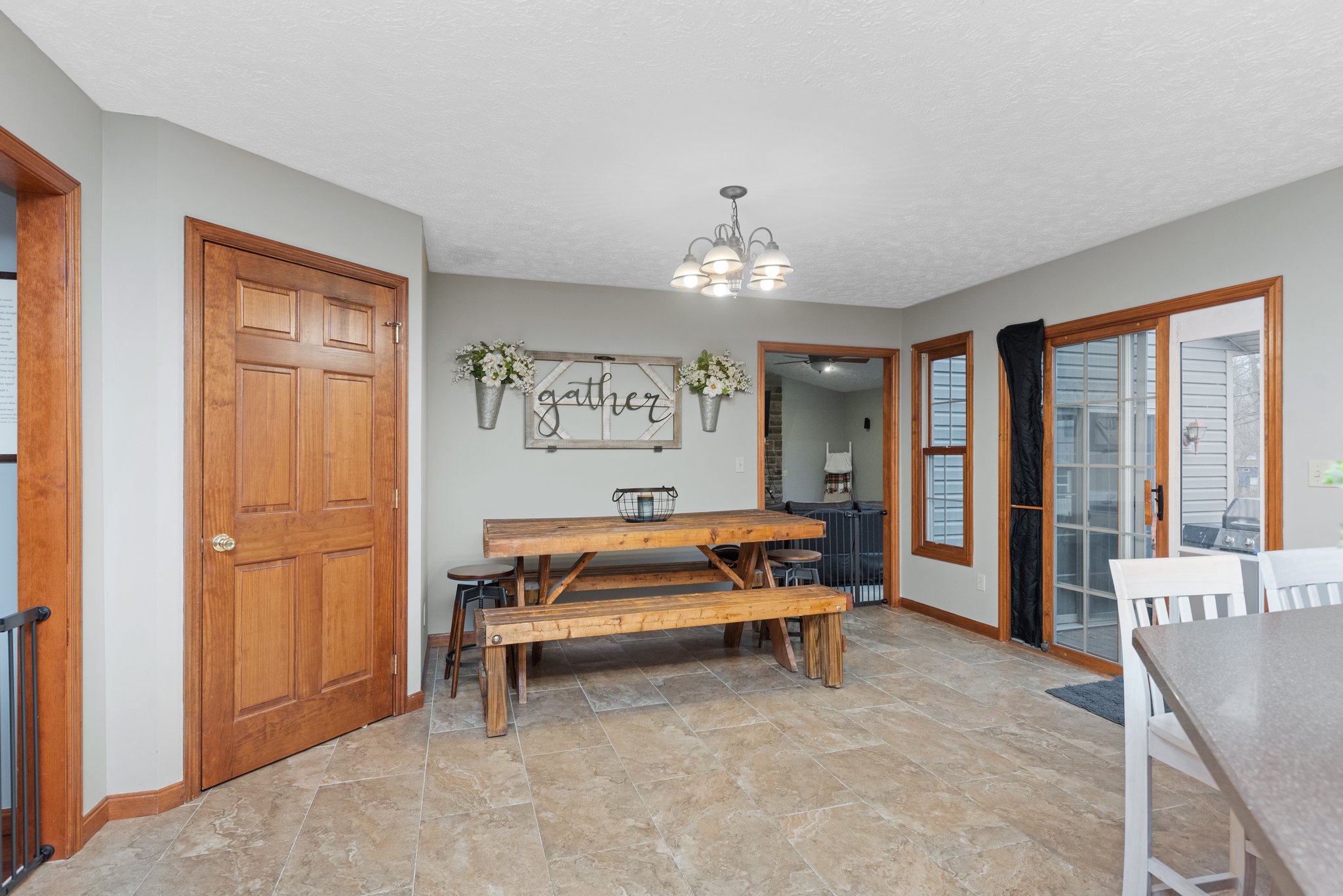 312 Beacon Hill Dr, Mount Orab, OH 45154