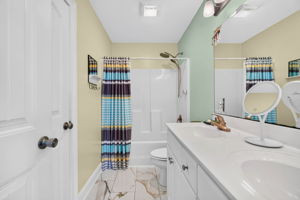 Photo 41