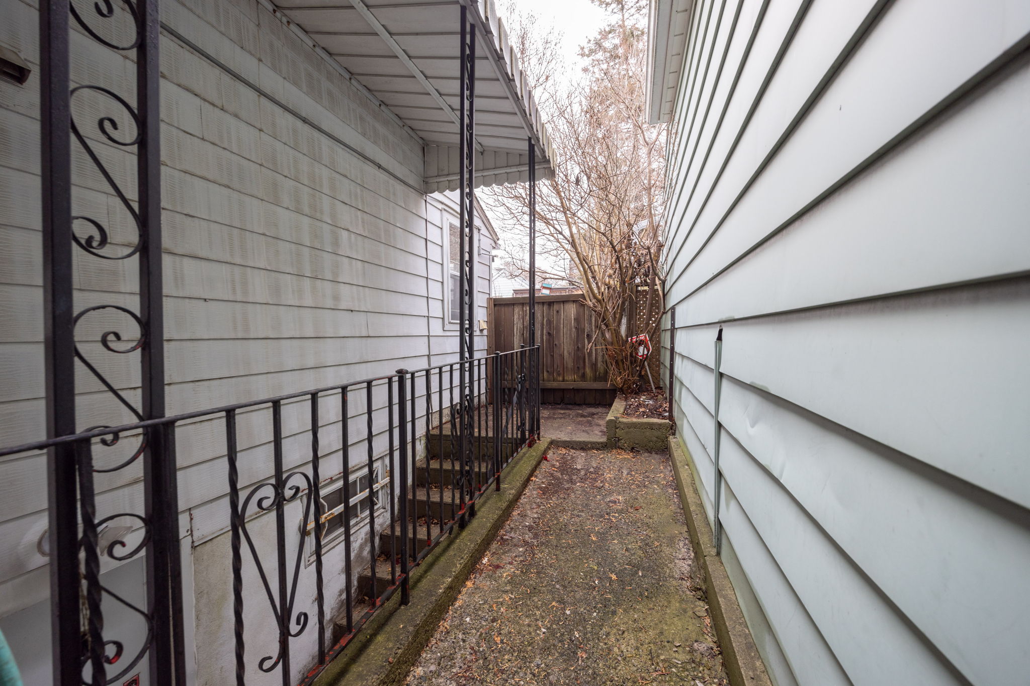Toronto property showcase — delivered property photograph 3