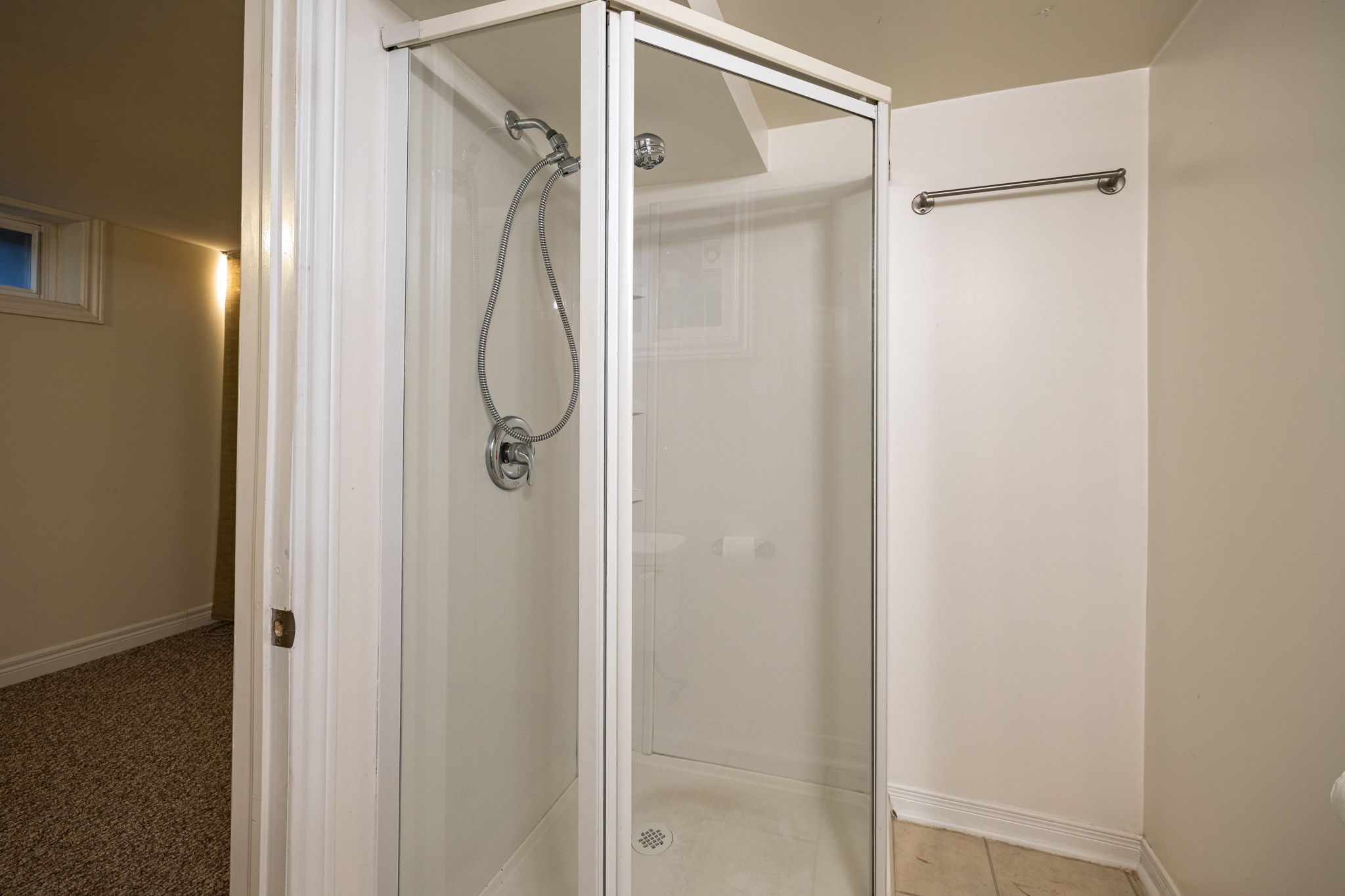 Toronto property showcase — delivered property photograph 19