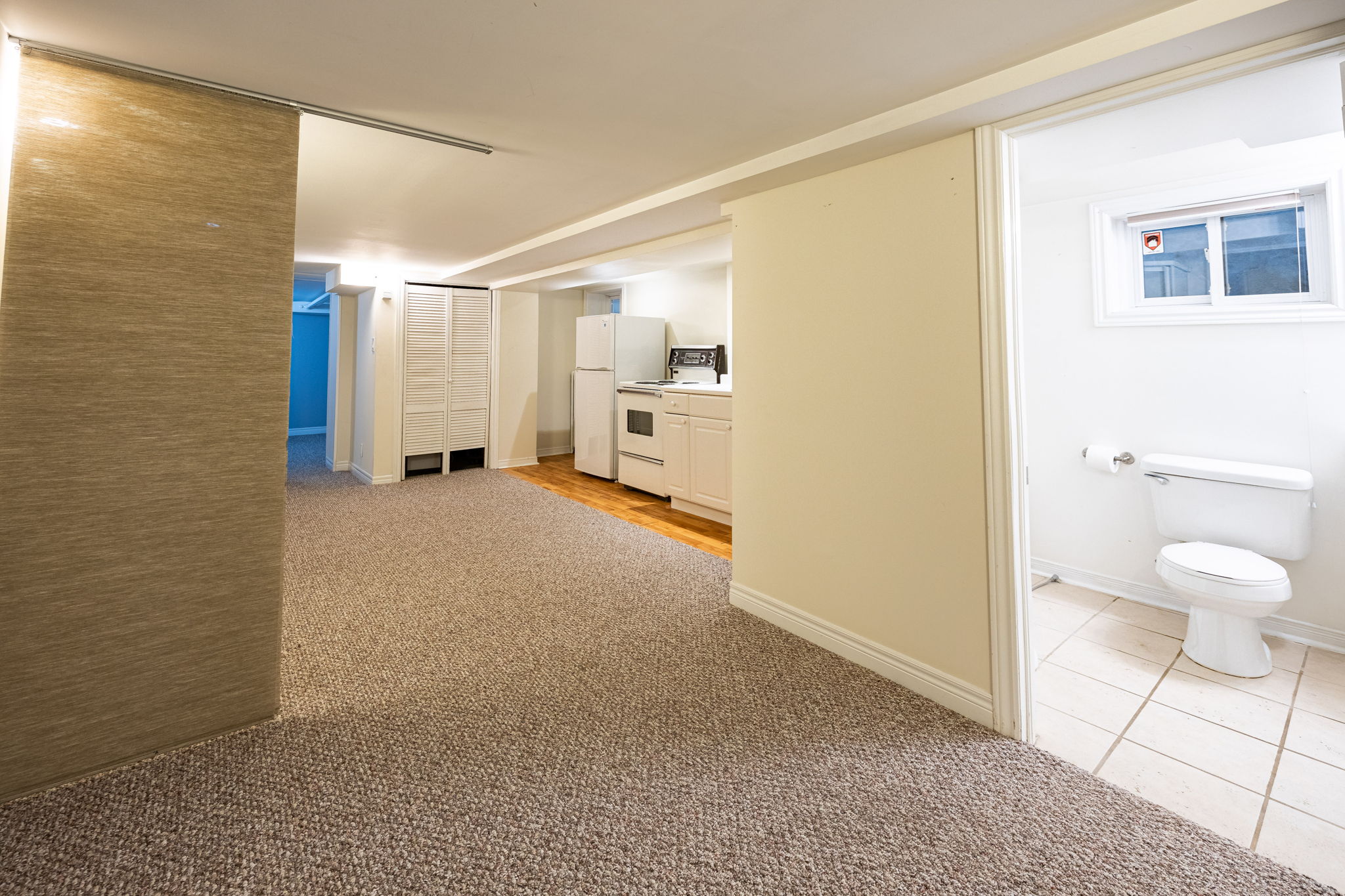 Toronto property showcase — delivered property photograph 16