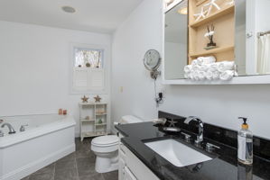 BedroomPrimaryBath-1