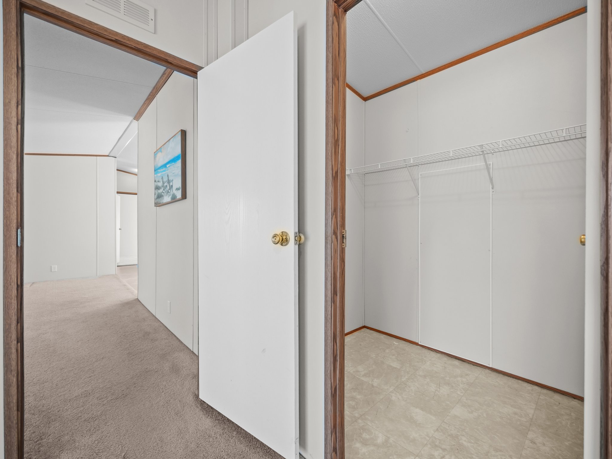 Master Walk In Closet