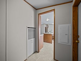 laundry/mud room