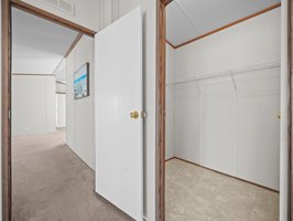 Master Walk In Closet