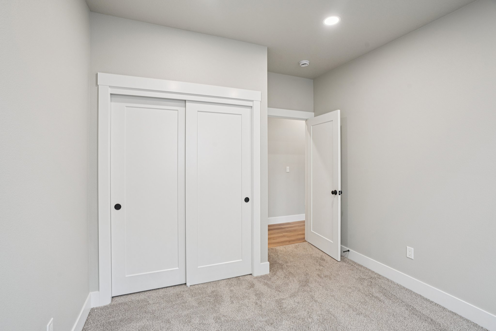 Cedar Crest Dr-S3010-023.jpg