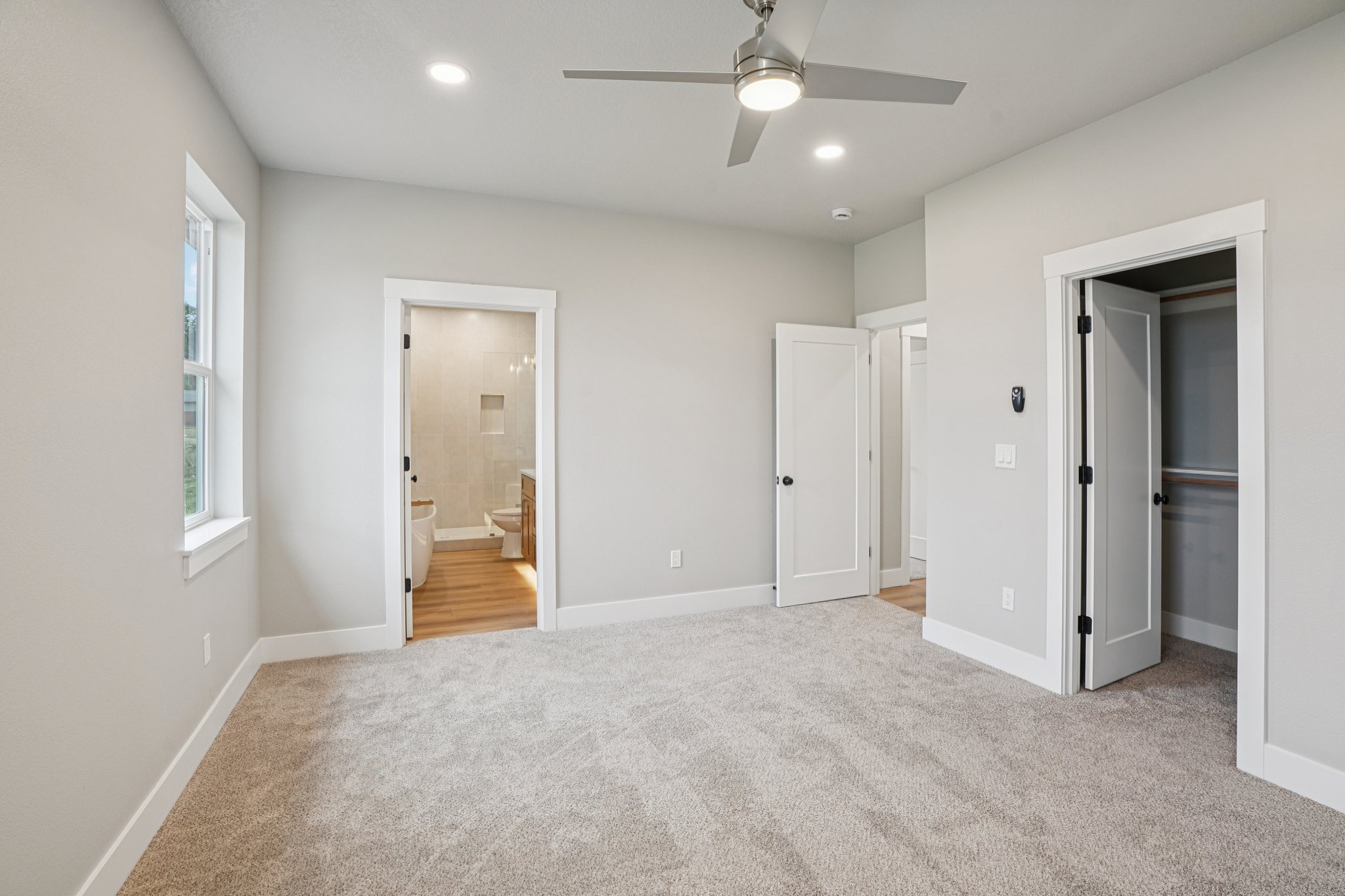 Cedar Crest Dr-S3010-028.jpg