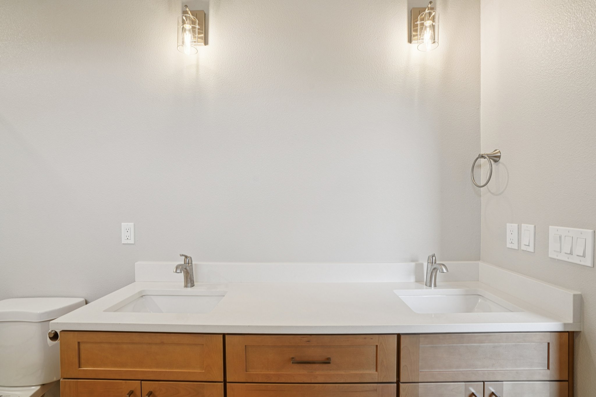 Cedar Crest Dr-S3010-031.jpg