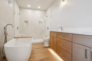 Cedar Crest Dr-S3010-034.jpg