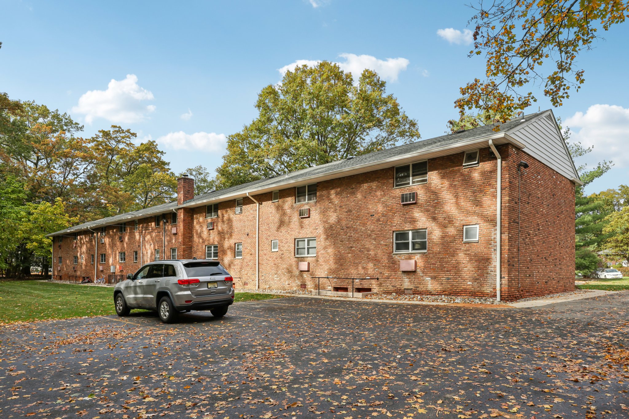 Washington Dr-S2110-018.jpg