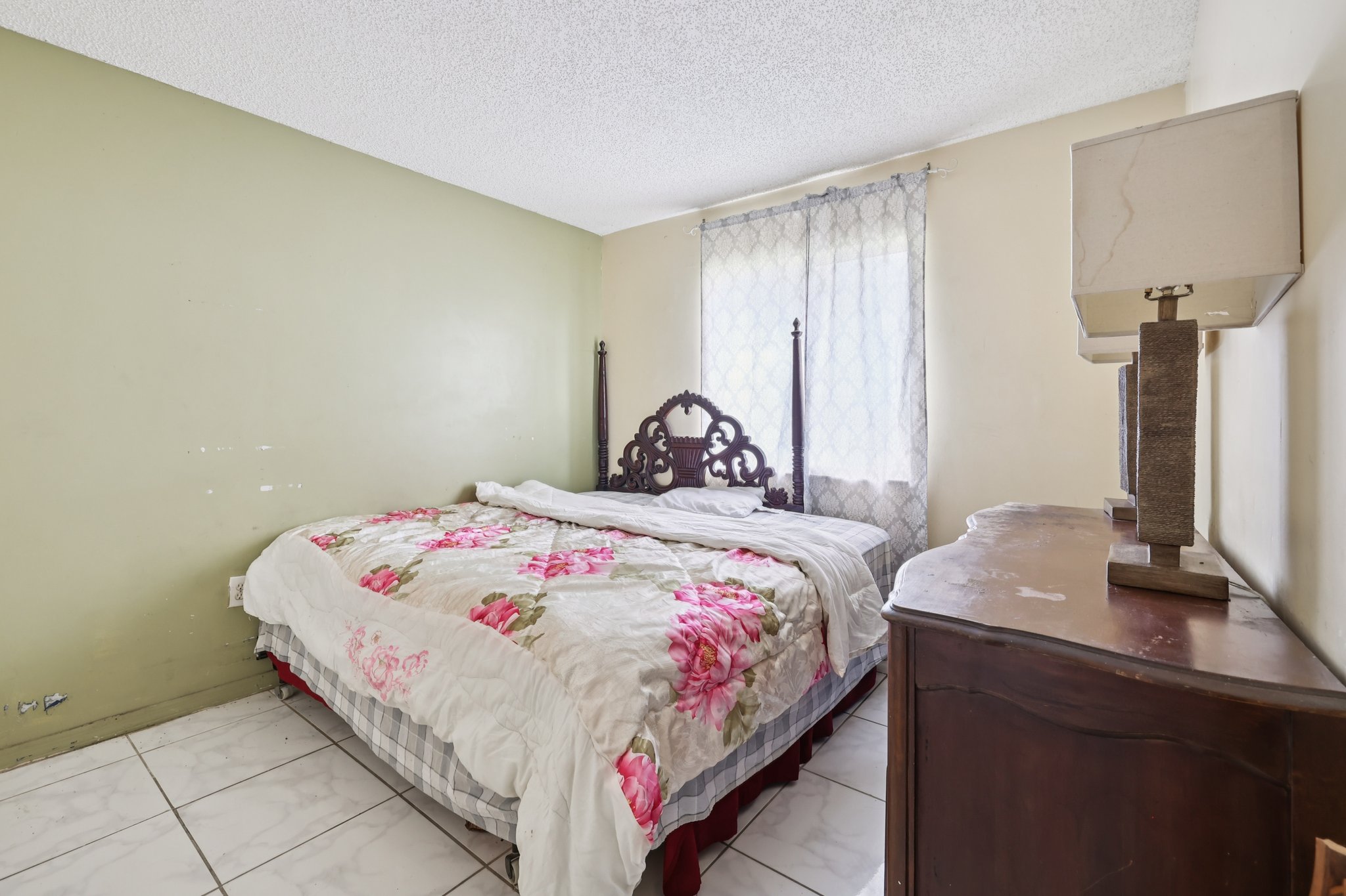 NW 203rd Terrace-S2706-008.jpg