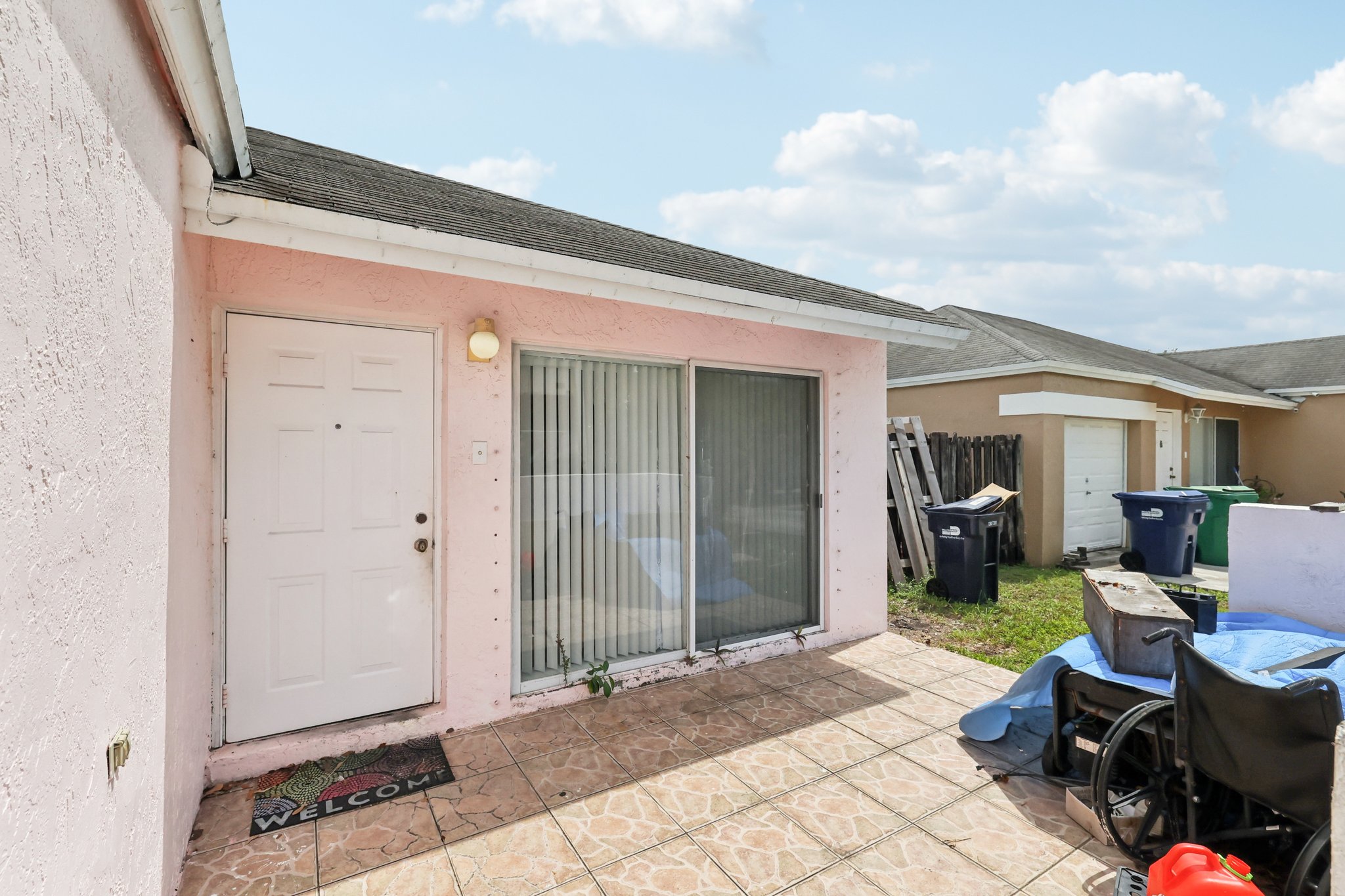 NW 203rd Terrace-S2706-015.jpg