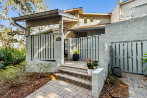 Front Entry Detail
