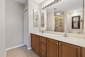 Primary Bathroom 1.jpg