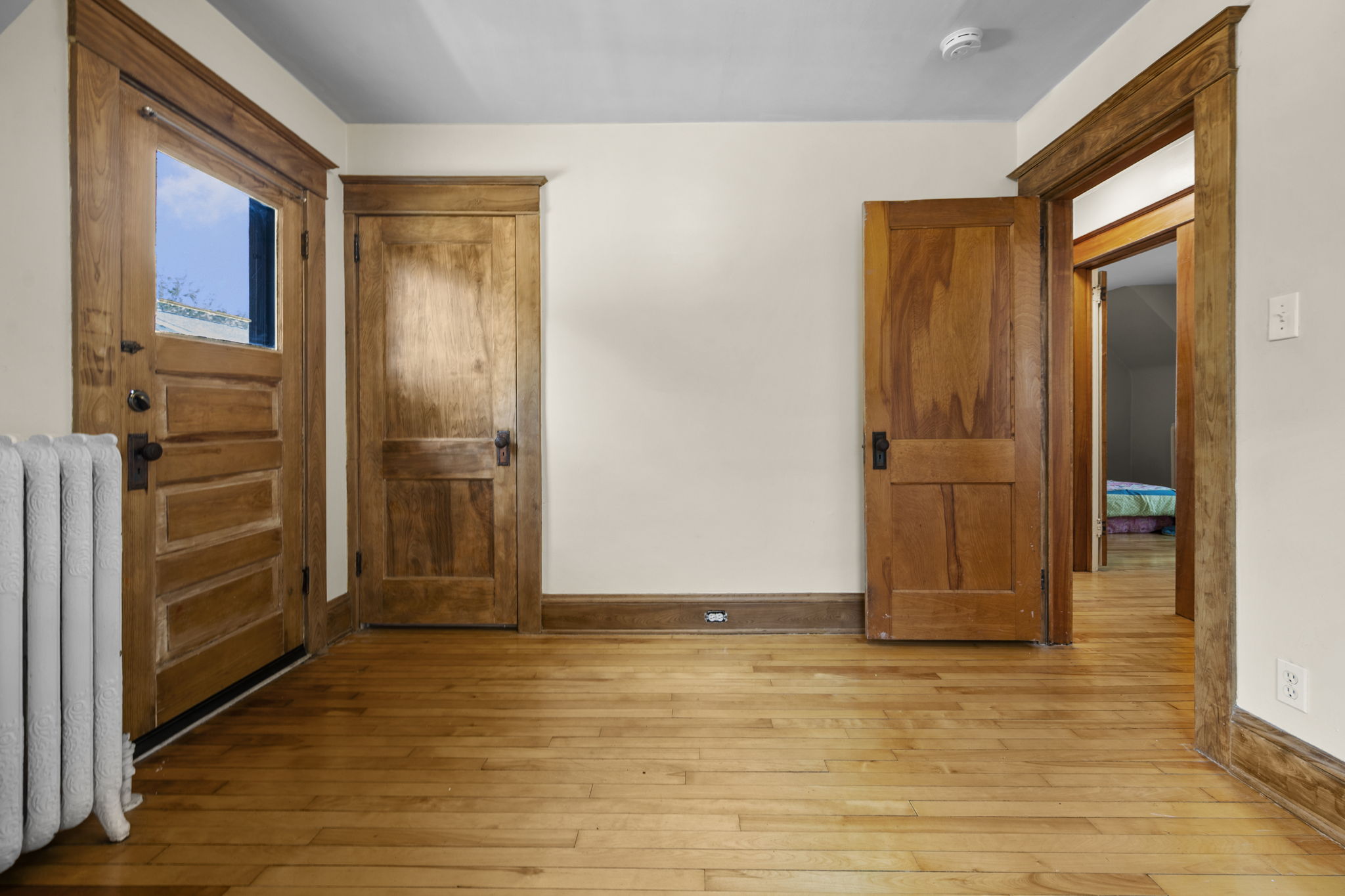  Photo 48