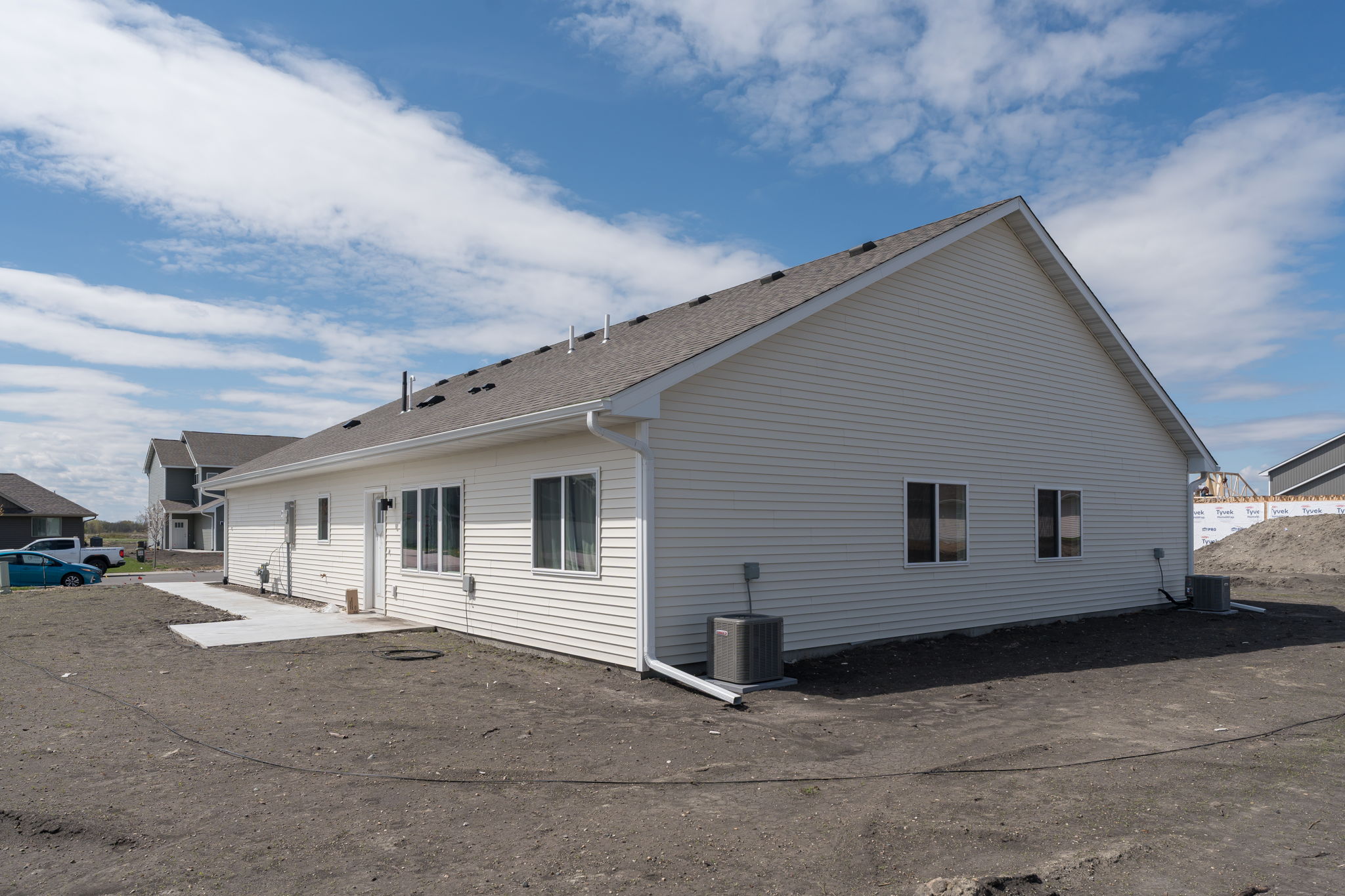 Photo 25