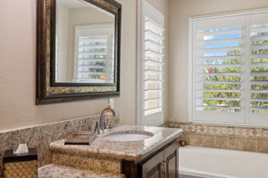Granite counter tops.