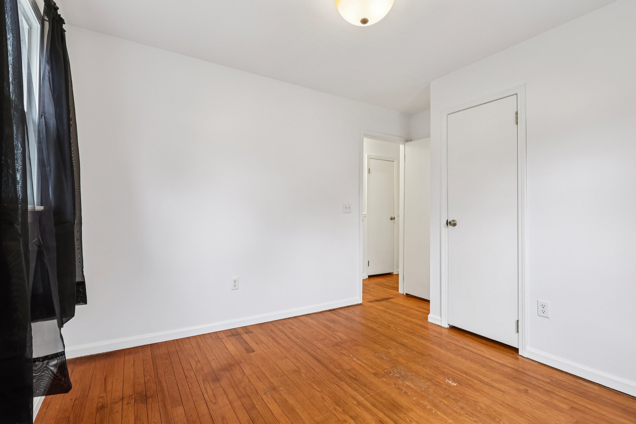 Spencer Dr-S3103-020.jpg