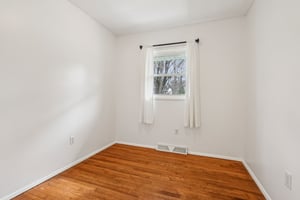 Spencer Dr-S3103-022.jpg