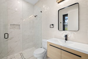 Guest Bathroom 2