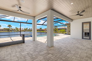 Lanai 2