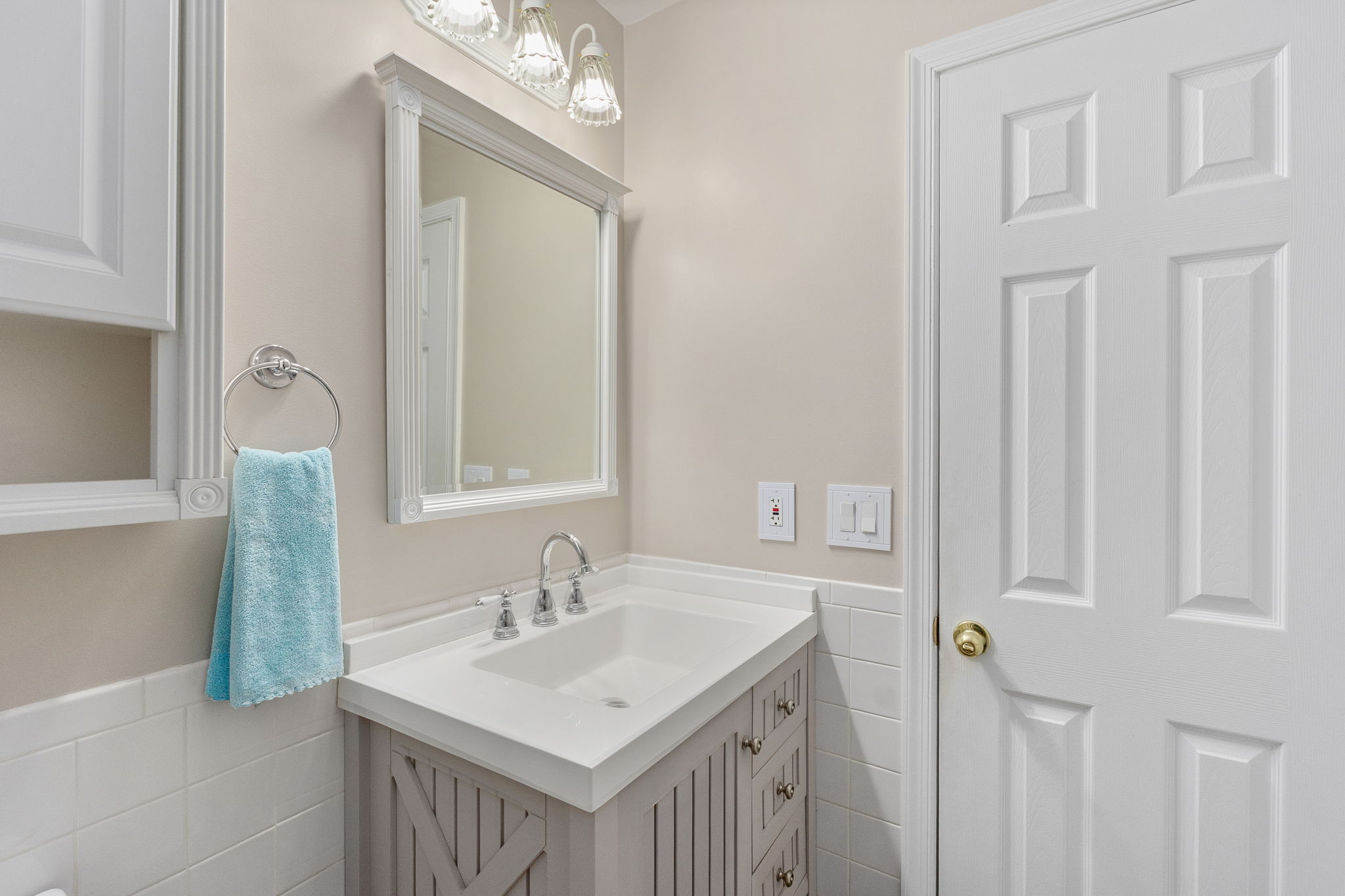  Photo 41
