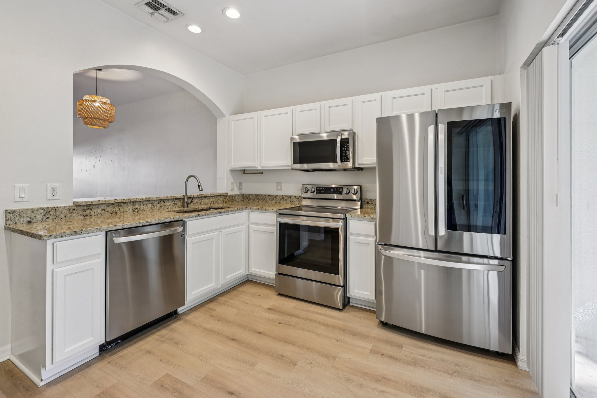 Claridge Pl-S1311-012.jpg