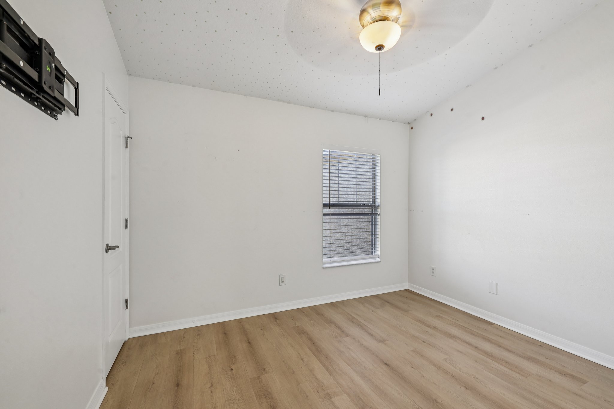 Claridge Pl-S1311-021.jpg