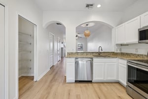 Claridge Pl-S1311-013.jpg