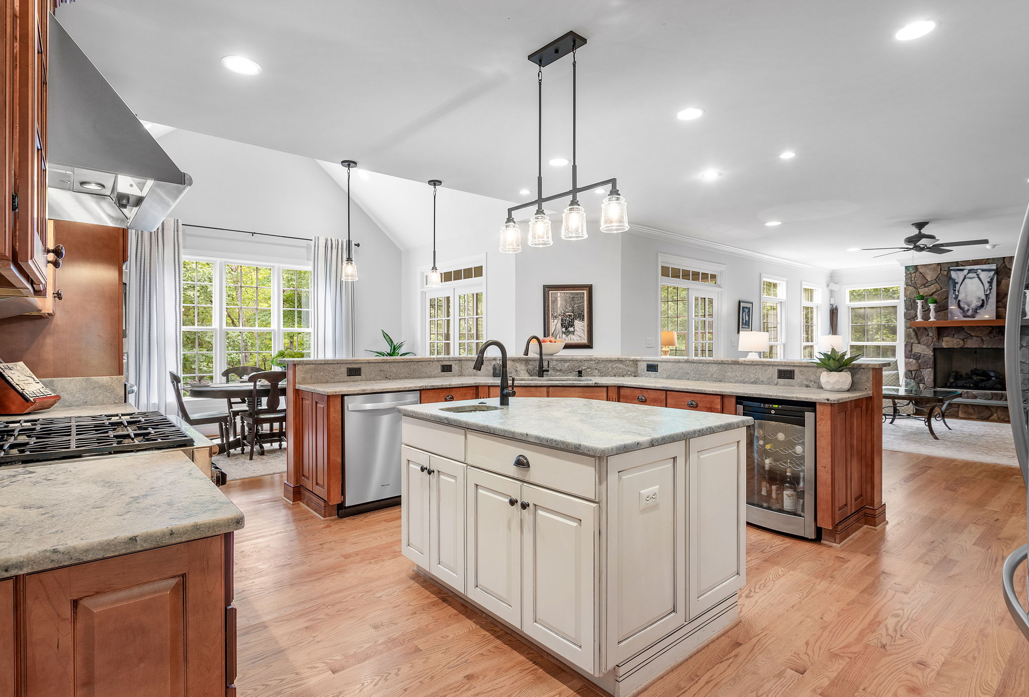 17-Kitchen