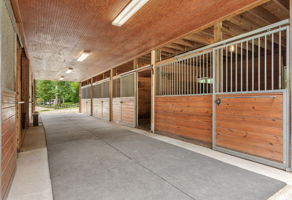 69-Barn
