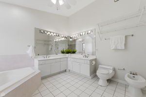 3125 Lake Ave - Anne Boyle_010