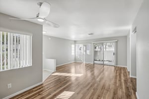 N Buffalo Dr 1133-003.jpg