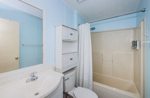 Bathroom 1A