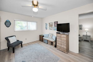 Master Bedroom1b