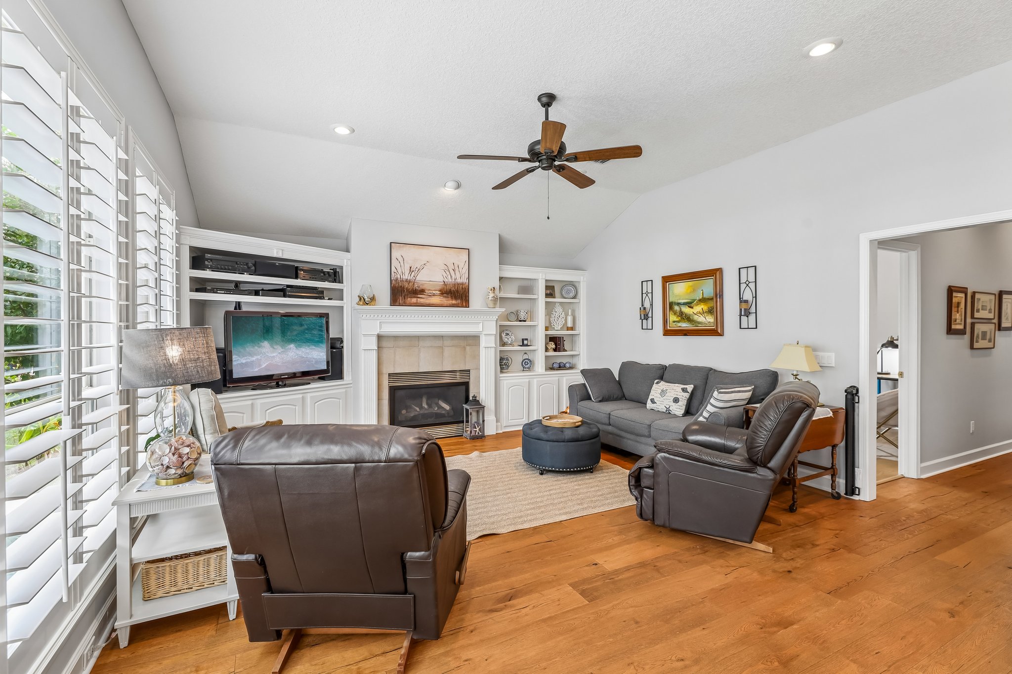 Nautilus Rd-S0209-012.jpg