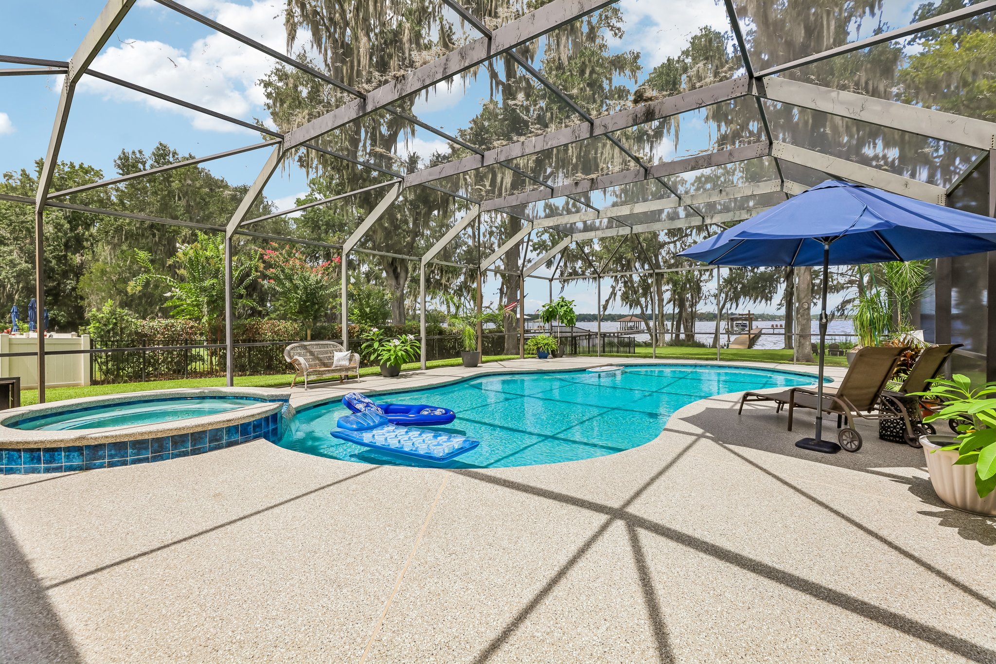 Nautilus Rd-S0209-046.jpg