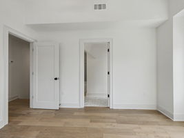  Photo 39