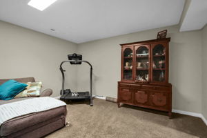  Photo 32