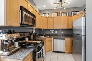 3127 W Carmen Ave 3 - Kara Boeldt_018