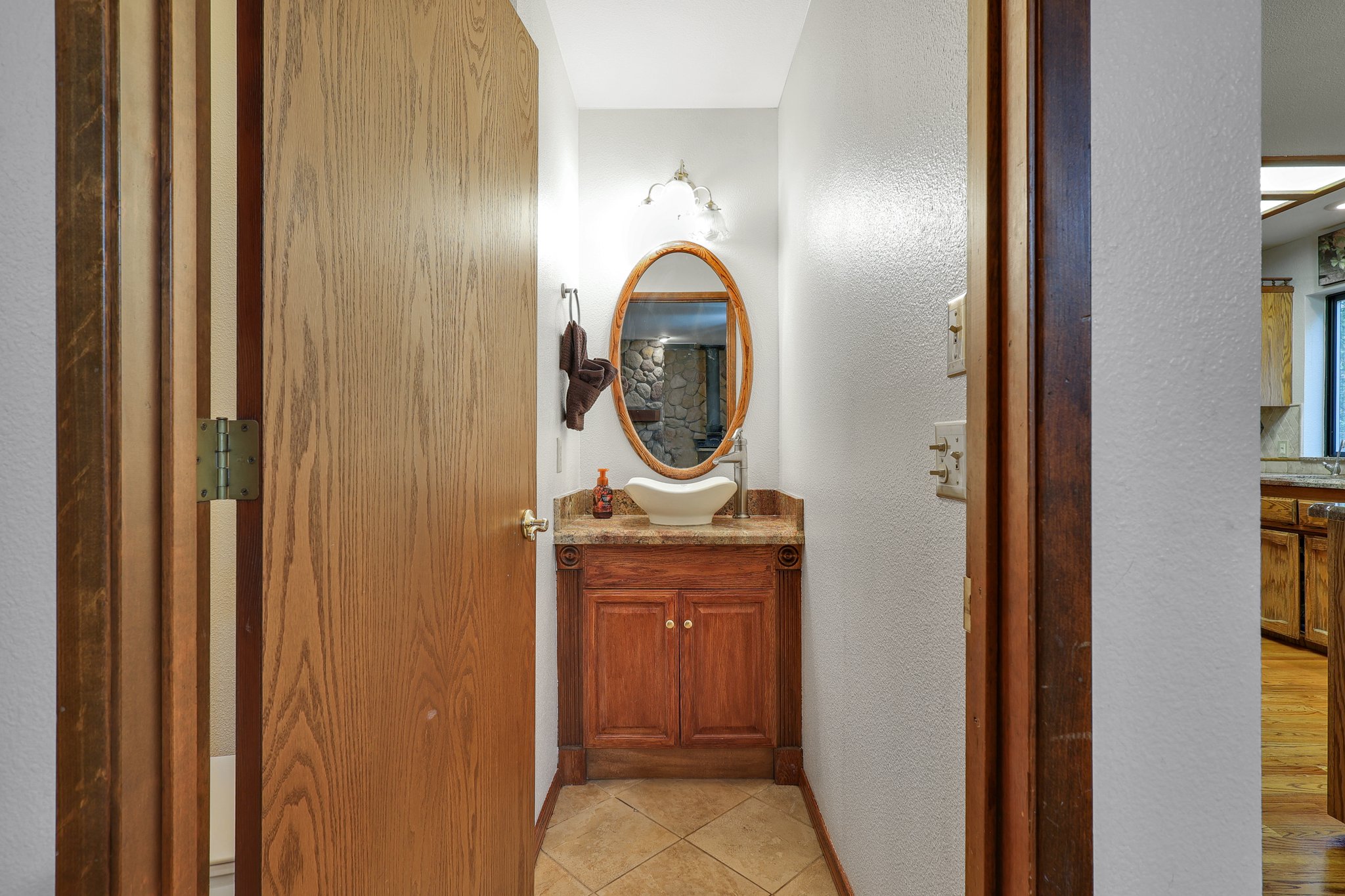  Photo 23