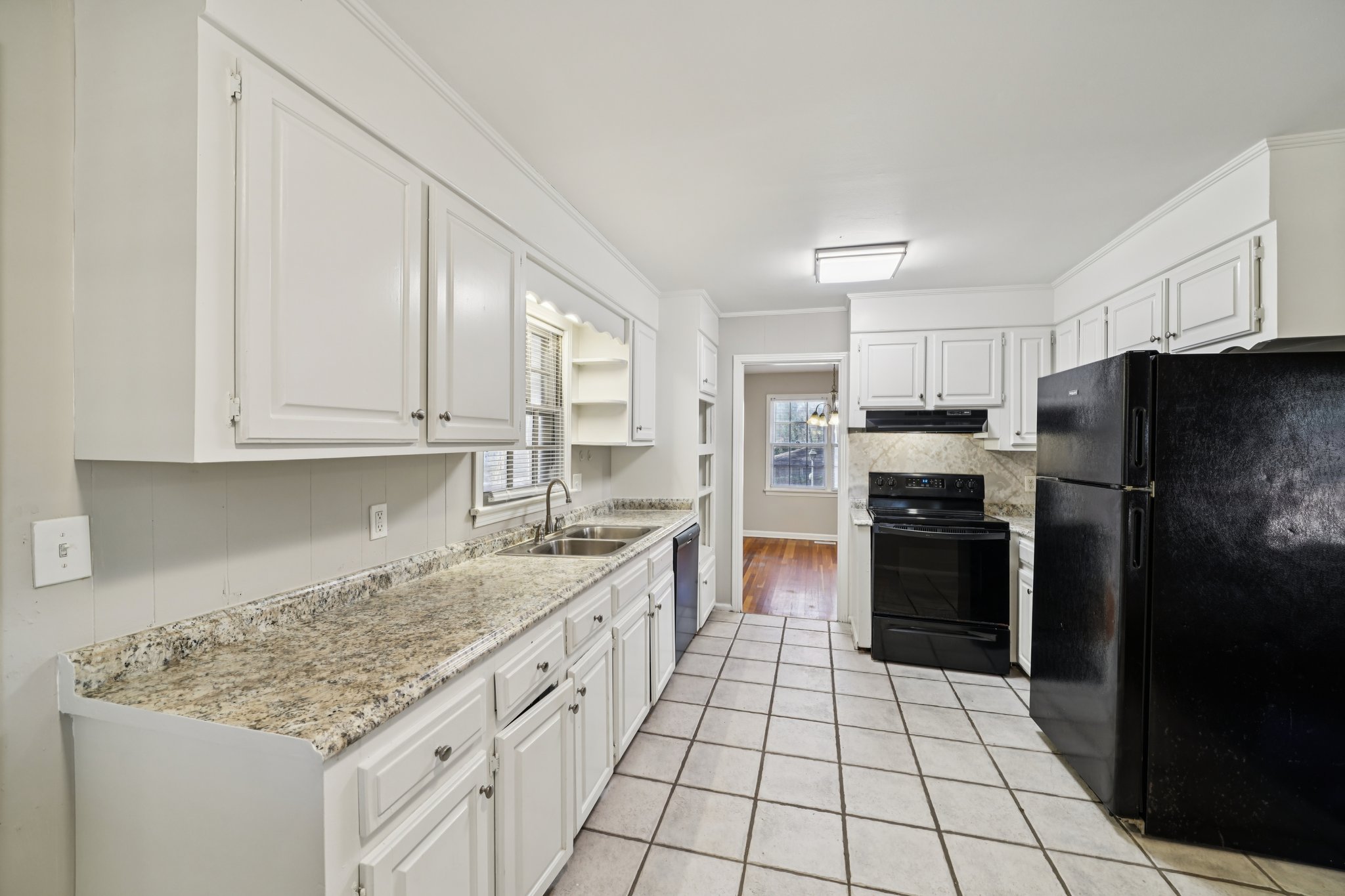 Green Grove Ln-S2911-020.jpg