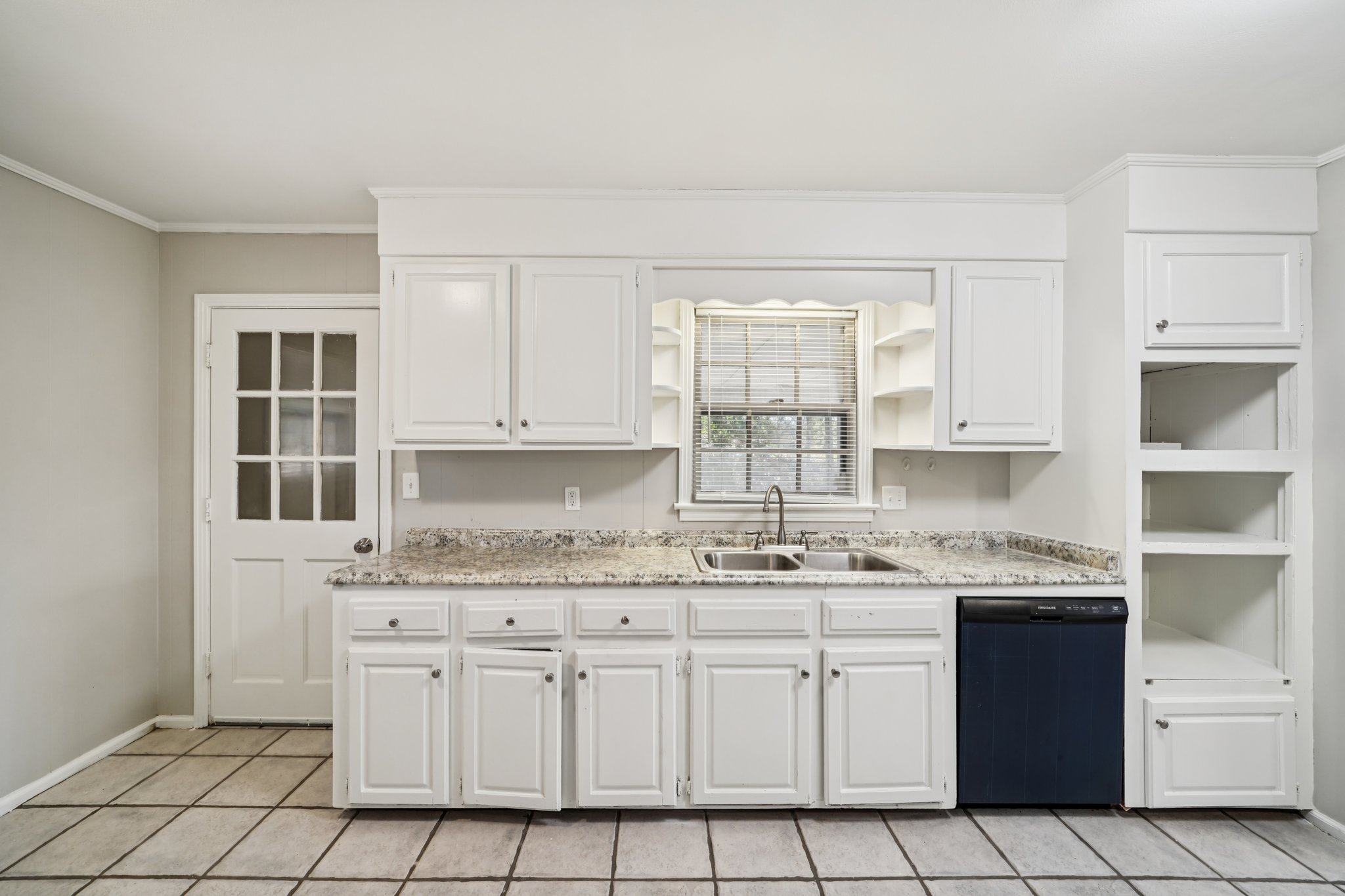 Green Grove Ln-S2911-022.jpg